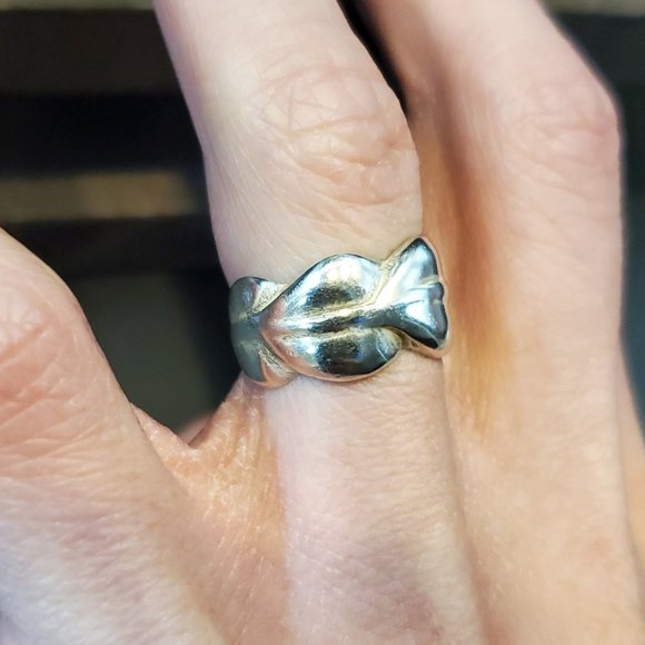 Size 5.75 925 Sterling Silver Nature Leaves Odd Ring - Picture 3 of 8